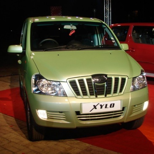 Mahindra_Xylo_91