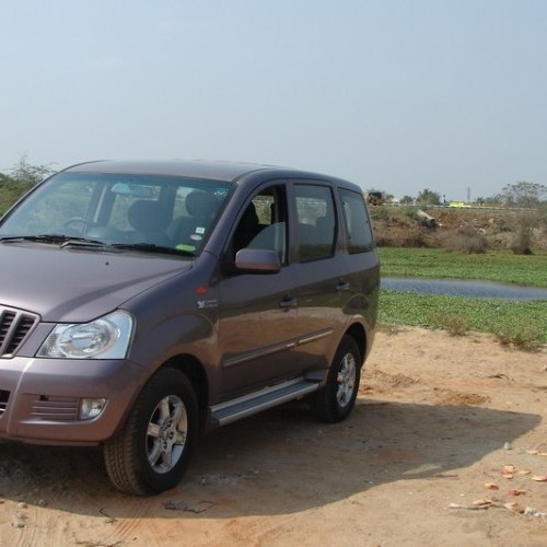 Mahindra_Xylo_54