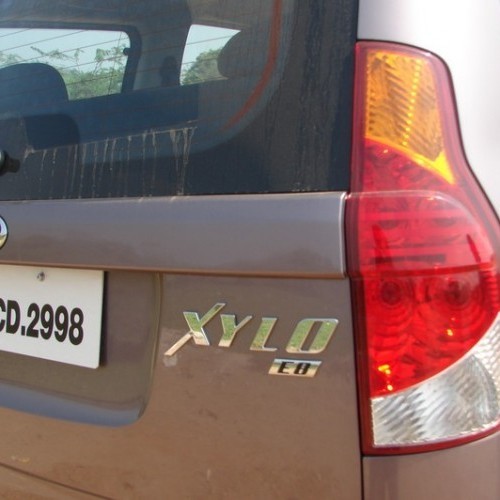 Mahindra_Xylo_49