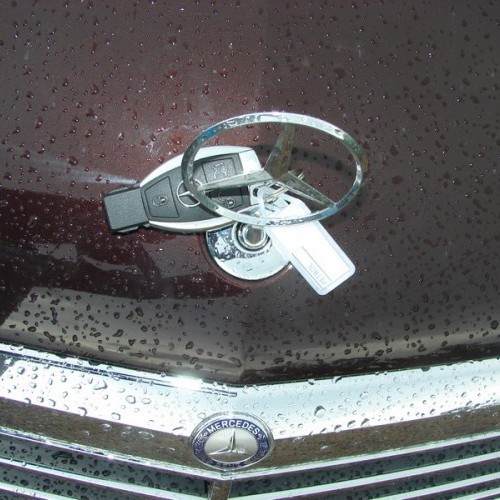 Mercedes Benz_E-class_3