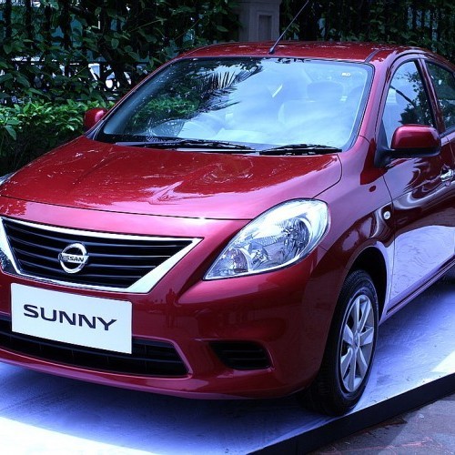 Nissan_Sunny_5