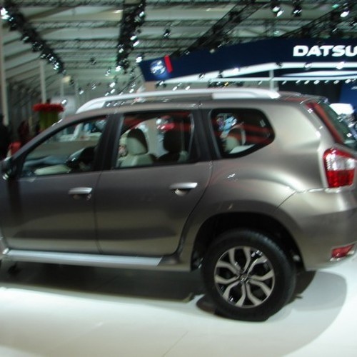 Nissan_Terrano_11