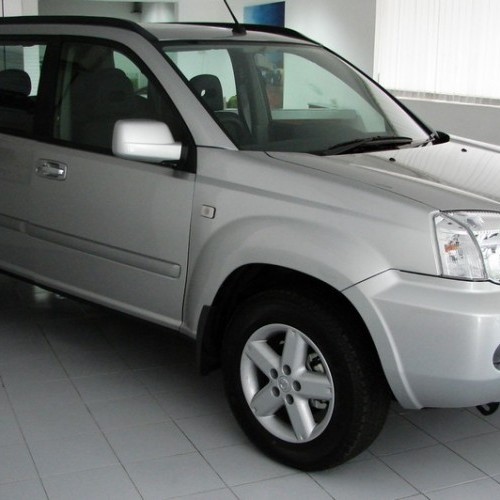 Nissan_X Trail_1