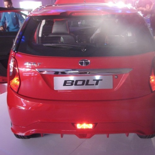 Tata_Bolt_25