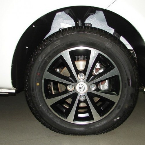 Tata_Indica Vista_106