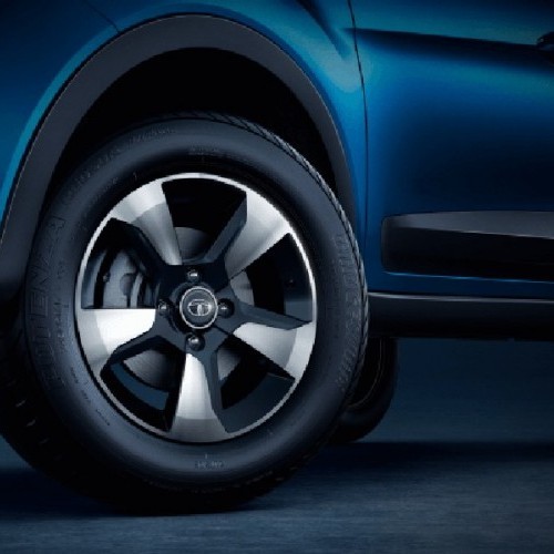 Tata_Nexon_25
