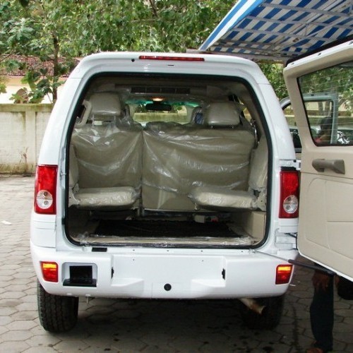 Tata_Safari 2007_24