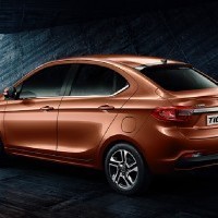 Tigor Tail Gate Garnish