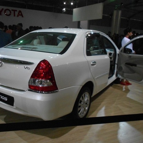 Toyota_Platinum Etios_57