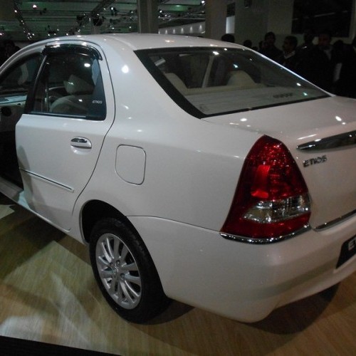 Toyota_Platinum Etios_55