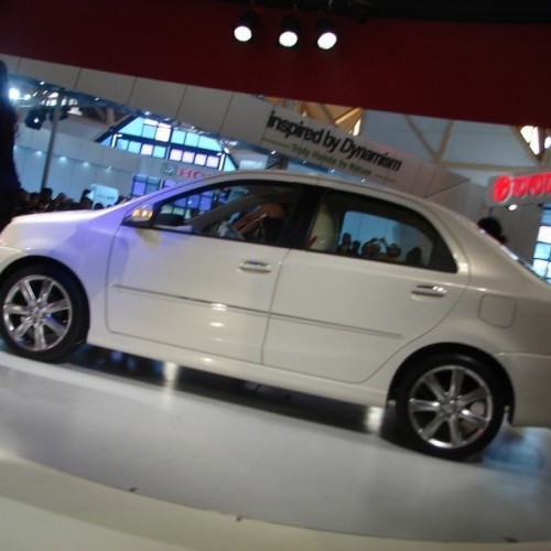 Toyota_Platinum Etios_5
