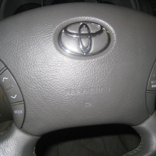Toyota_Fortuner_22