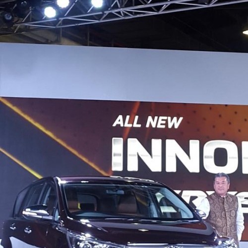 Toyota_Innova Crysta_5