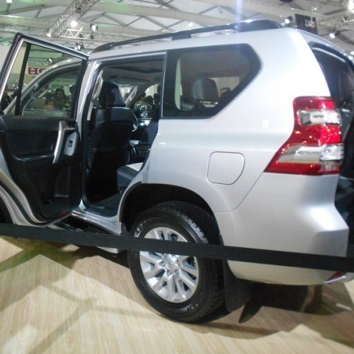 Toyota_Land Cruiser_5