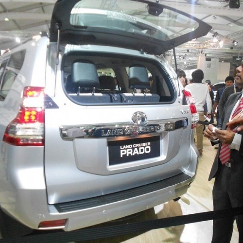 Toyota_Land Cruiser_3