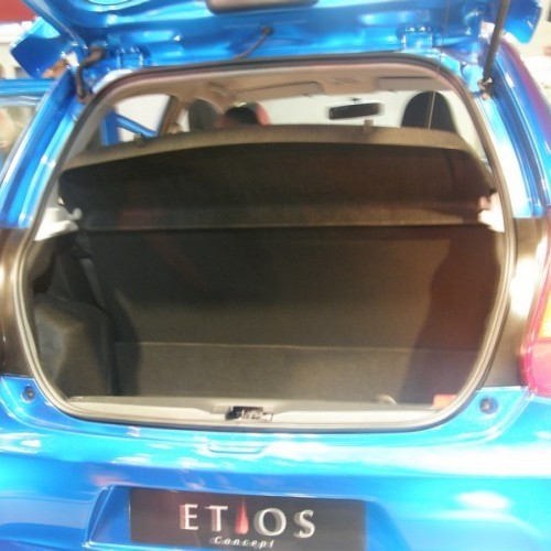 Toyota_Etios Liva_30