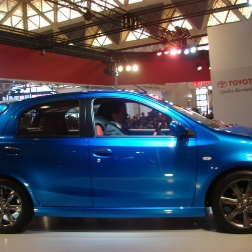 Toyota_Etios Liva_18