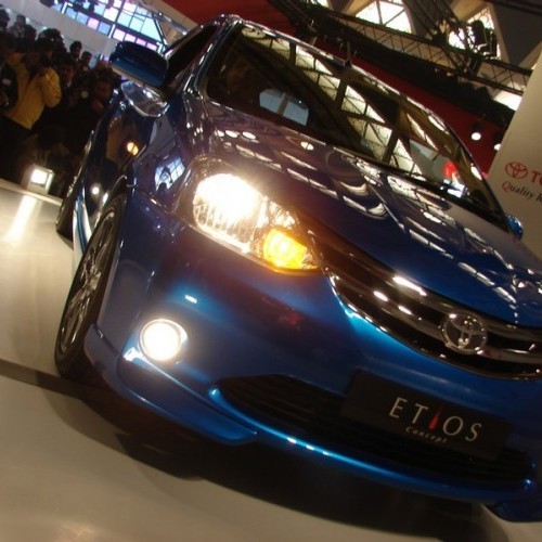 Toyota_Etios Liva_16