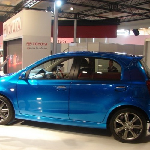 Toyota_Etios Liva_9