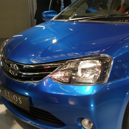 Toyota_Etios Liva_1