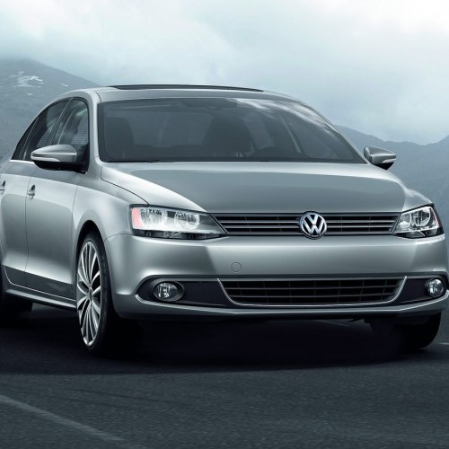 Volkswagen_Vento_305