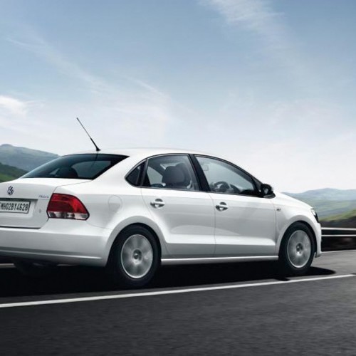 Volkswagen_Vento_295