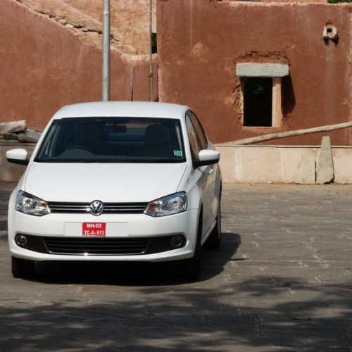 Volkswagen_Vento_256