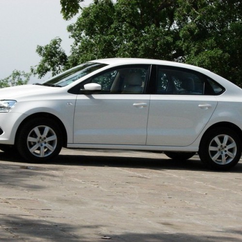 Volkswagen_Vento_250