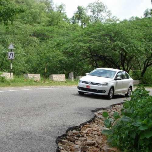 Volkswagen_Vento_219