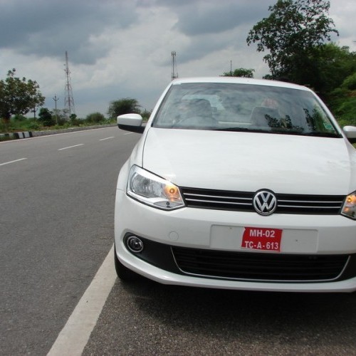 Volkswagen_Vento_210
