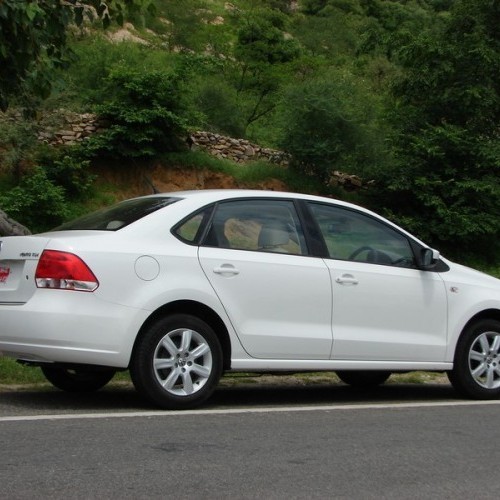 Volkswagen_Vento_205