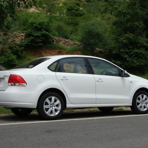 Volkswagen_Vento_204