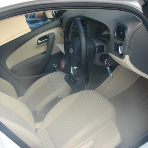 Volkswagen_Vento_112