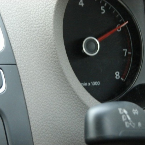 Volkswagen_Vento_100