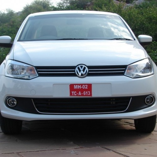 Volkswagen_Vento_54