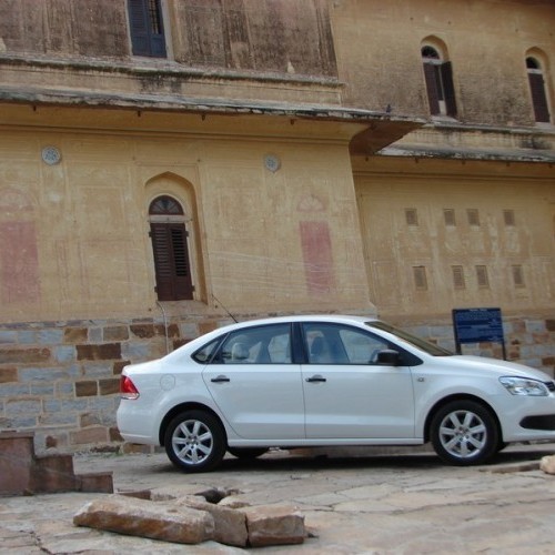 Volkswagen_Vento_14