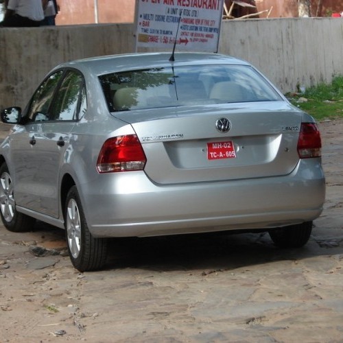 Volkswagen_Vento_10