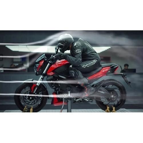 Bajaj Dominar Colour Red