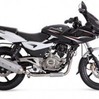 Bajaj Pulsar 220 4