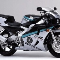 Cbr 400rr Colour 01
