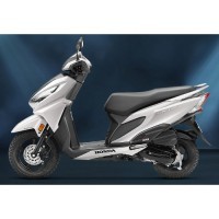 Honda Grazia Pearl Amazing White Color