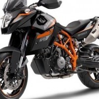 390 Adventure Colour 01