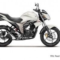 Suzuki Gixxer White