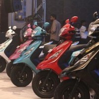 Tvs Scooty Zest Colours