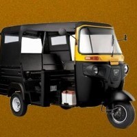 Bajaj Re Maxima Diesel Colour Black