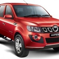 Mahindra Imperio Double Cabin Color Red