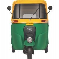 Bajaj Re Compact Diesel Image 5
