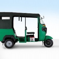 Bajaj Re Maxima Diesel Image 4