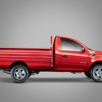 Mahindra Imperio Side View