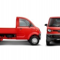 Mahindra Jeeto Front Side View